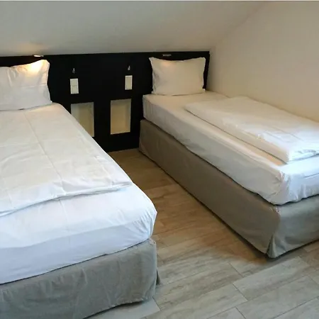 Wildrose 2 F Holiday home Kuehlungsborn