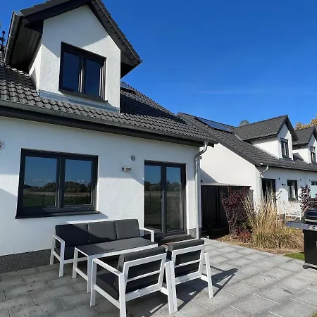 Holiday home Wildrose 2 F Kuehlungsborn